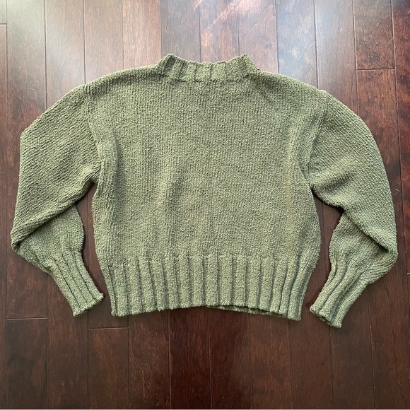 J.CREW Women's Army/olive Green Sweater Size Large Long Sleeve - Picture 2 of 5